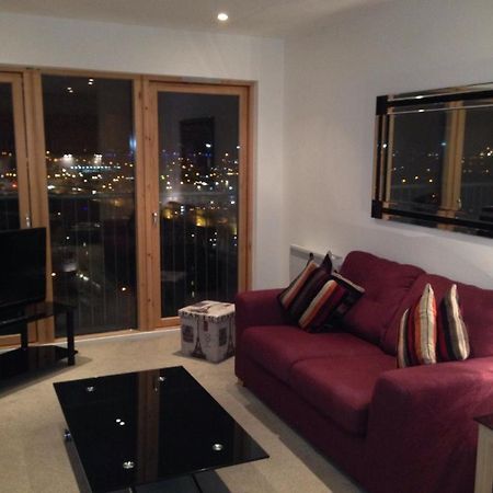 Suite 16 Glasgow Esterno foto
